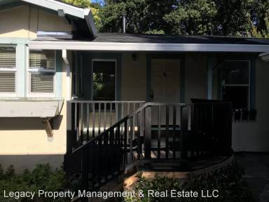 Main picture of 720 Cherry St