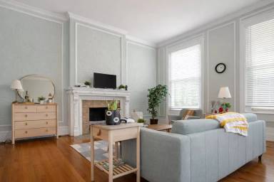 Main picture of 1459 Saint James Ct