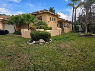 Main picture of 32157 Callesito Fadrique