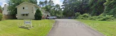 Main picture of 605 N Greensboro St
