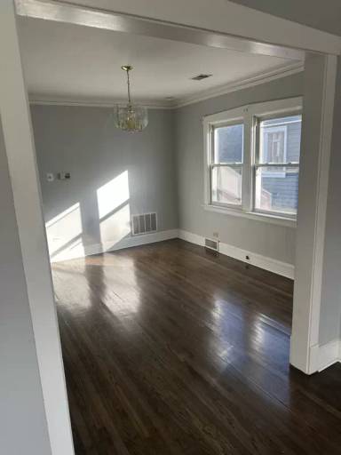 Main picture of 5715 N Keystone Ave