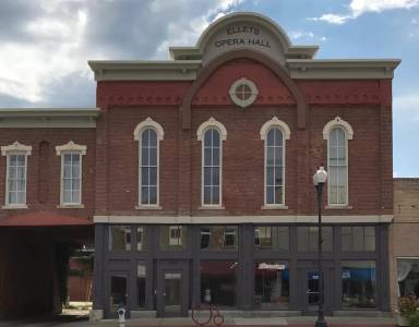 Main picture of 115 W Central Ave