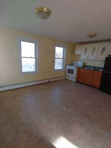 Main picture of 44 Granite St