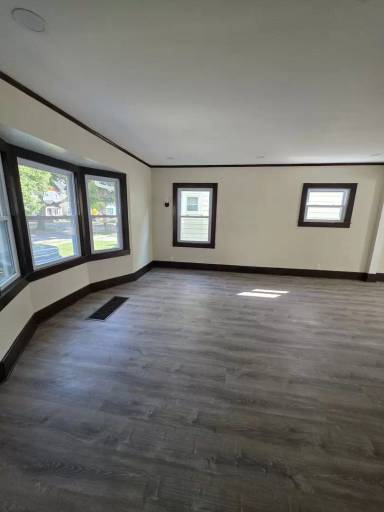 Main picture of 39 Rugby Ave