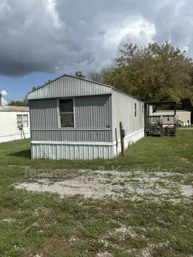 Main picture of 325 Hillsdale Estates Ln