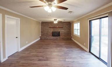 Main picture of 7913 Stanebrook Dr