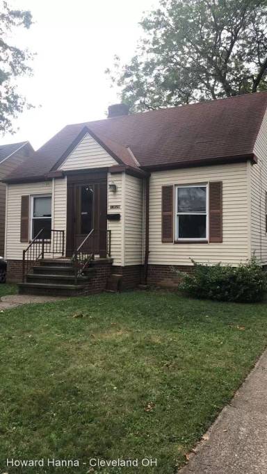 Main picture of 13829 Courtland Ave