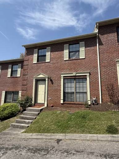 Main picture of 437 S Gallaher View Rd