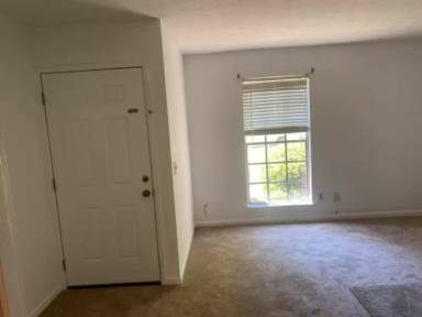 Main picture of 821 McKinley Ave