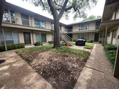 Main picture of 11104 Valleydale Dr