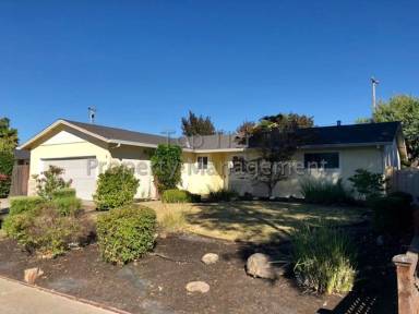 Main picture of 1804 Elkwood Dr