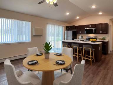 Main picture of 403 Freedom Way