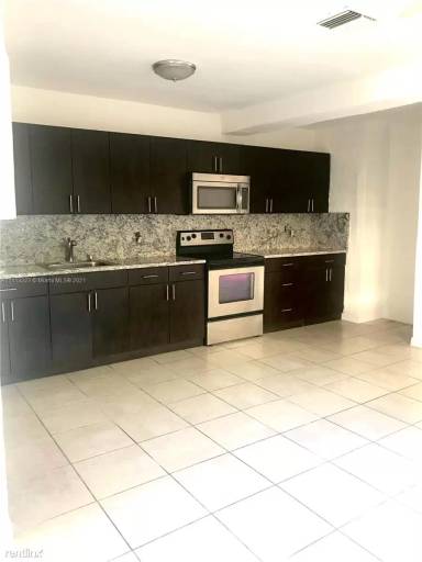 Main picture of 2512 Grant St