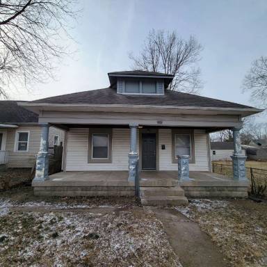 Main picture of 2225 Martha St