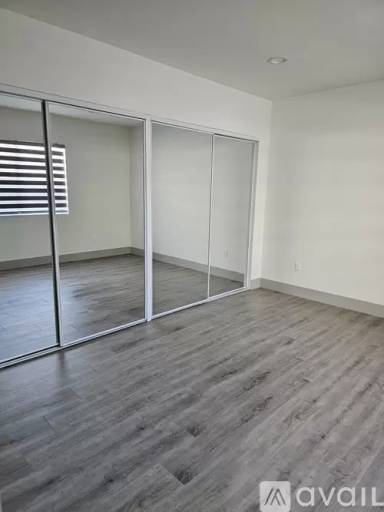 Main picture of 1134 N Isabel St