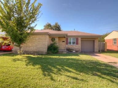 Main picture of 3816 NW 20th St