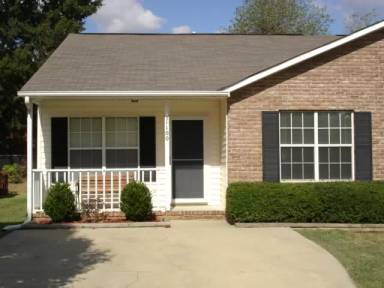 Main picture of 1100 Cherry Meadow Ln
