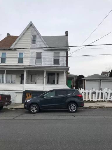Main picture of 231 3rd St