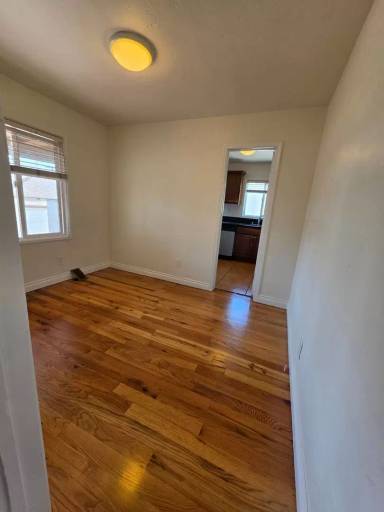 Main picture of 4513 Spring St