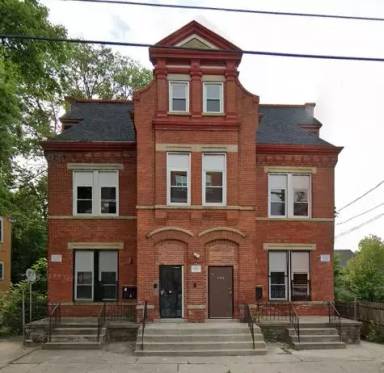 Main picture of 2232 Saint James Ave