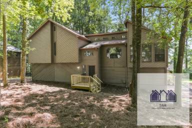 Main picture of 4816 Burlington Ct NW