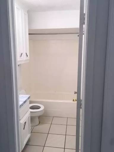 Main picture of 814 E Beaver St