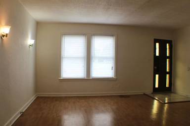 Main picture of 1129 SW 35th St