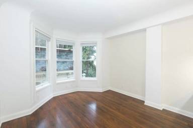 Main picture of 252 Church St