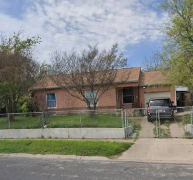 Main picture of 903 Conder St