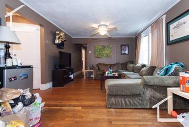 Main picture of 7-9 Wadsworth St