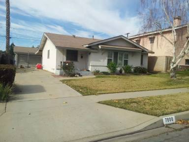 Main picture of 7800 Lion St