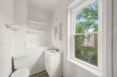 Main picture of 5120 Folsom St