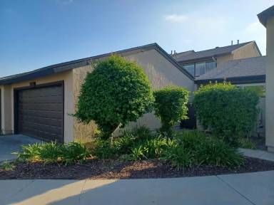 Main picture of 1052 Los Pinos Ct