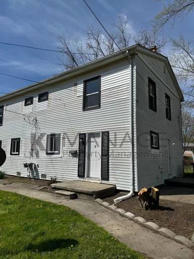 Main picture of 32314 Kalamazoo St