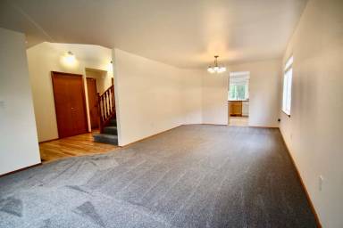 Main picture of 856 Bremerton Ave NE