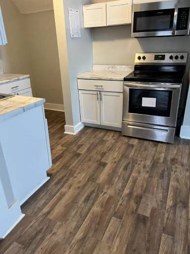 Main picture of 311 Taylor St