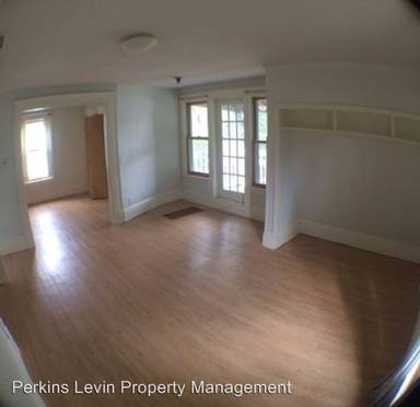 Main picture of 2810 Fremont Ave S