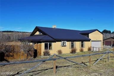 Main picture of 215 Aspen Loop Rd