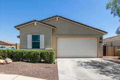 Main picture of 21398 W Holly St