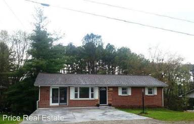 Main picture of 6631 Riverview Dr