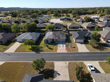 Main picture of 211 Sims Ridge Dr