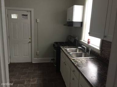 Main picture of 1100 N Pine St