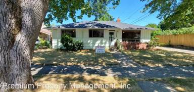 Main picture of 1755 Madison St NE