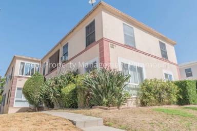 Main picture of 1363 Masselin Ave