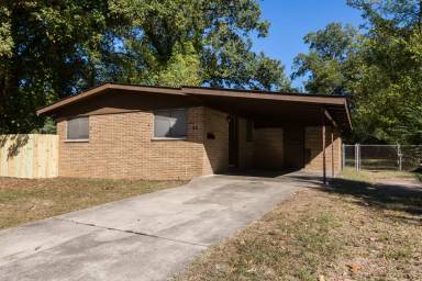Main picture of 44 Sunnydale Dr