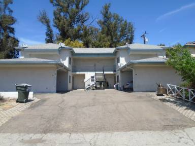 Main picture of 249 W Santa Barbara St