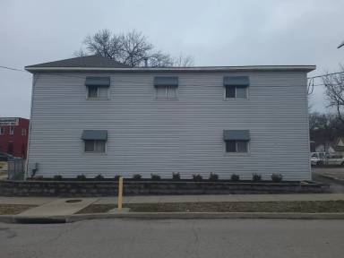 Main picture of 2440 S Mill St