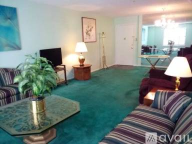 Main picture of 2712 Whitney Pl