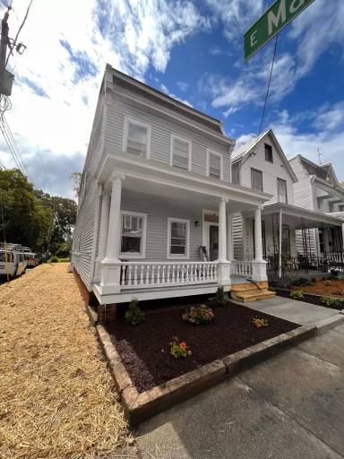 Main picture of 323 N 36th St