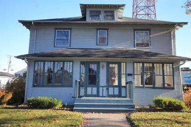 Main picture of 912 N 4th St